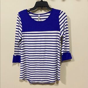 NWOT Glamour Farms 3/4 sleeve top small